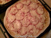 Пицца с копченостями (свининка, курочка)